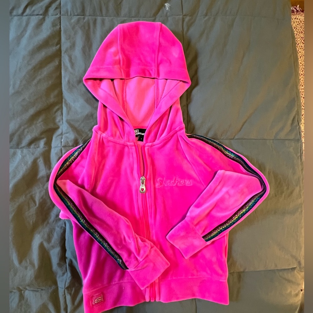 Sketchers hoodie with zipper